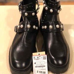 NEW Zara combat boot with pearl detail size 40/9